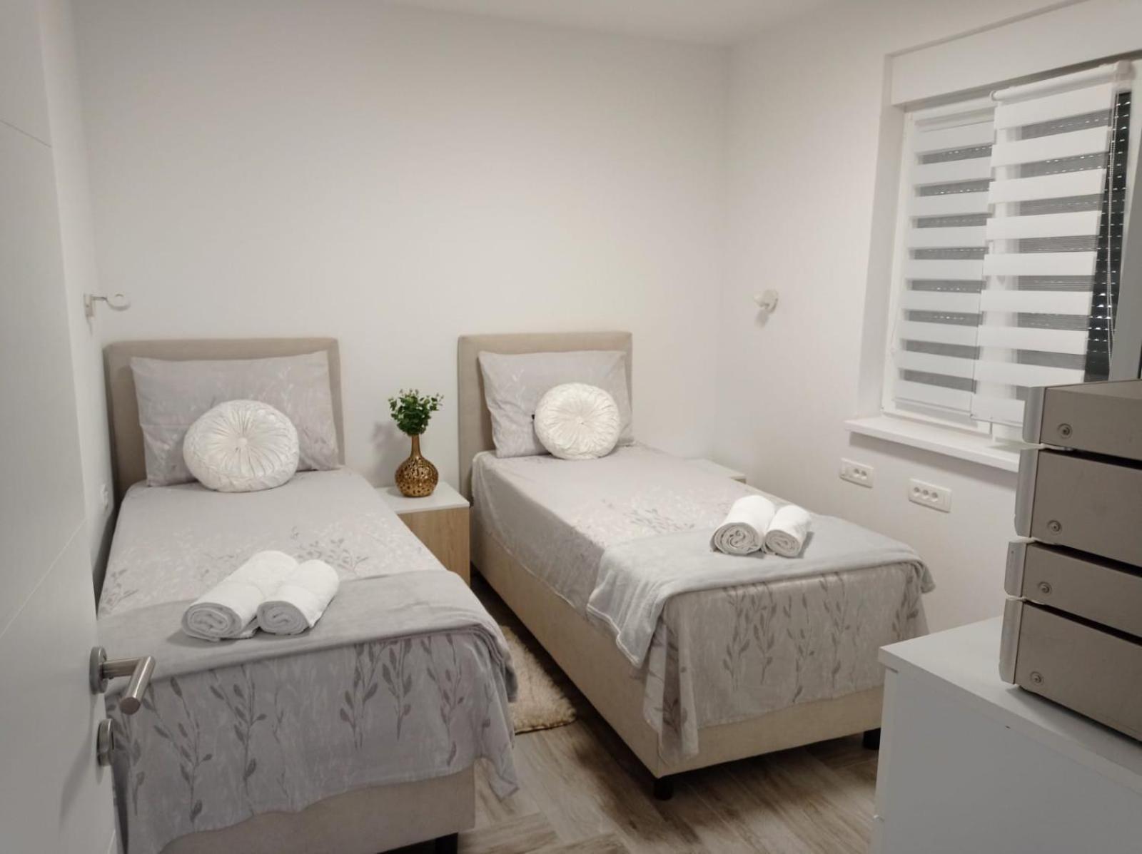 Villa S Вир Екстер'єр фото